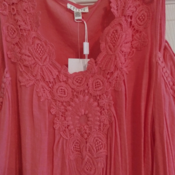 Shirt - Picture 2 of 2